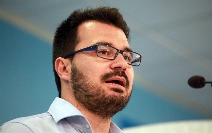 Απορρίπτει ο Παπαμιμίκος τους όρους του ΣΥΡΙΖΑ για συνάντηση Σαμαρά-Τσίπρα