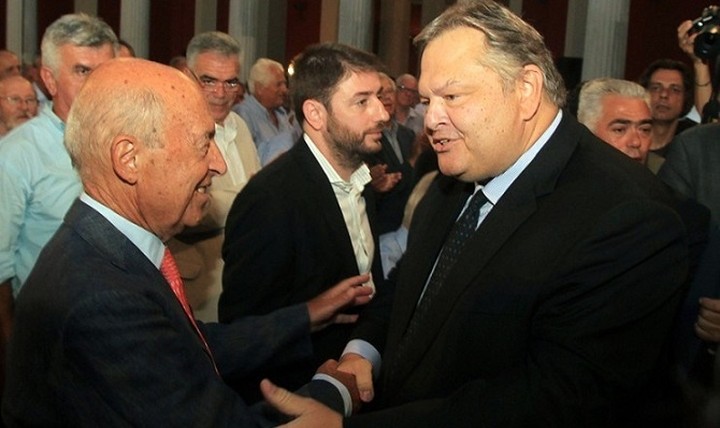 Συνάντηση σήμερα Βενιζέλου με Σημίτη