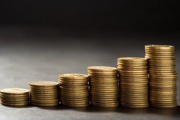 Εκτός στόχου το πρωτογενές πλεόνασμα στο 10μηνο 2014