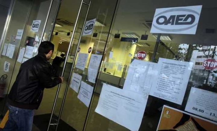 Το 53% εκτός εργασίας πάνω από έναν χρόνο, μέσω πολιτικών ψάχνει το 44%