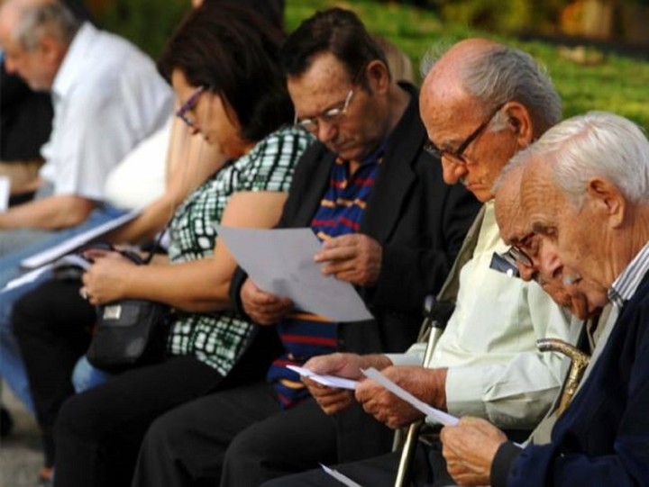 Σήμερα καταβάλλονται οι συντάξεις των ασφαλισμένων του ΟΓΑ