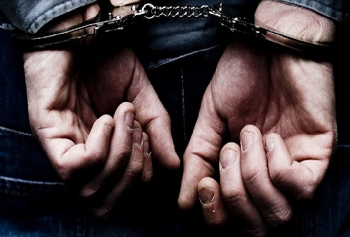 Σύλληψη γνωστού επιχειρηματία για χρέη προς το Δημόσιο
