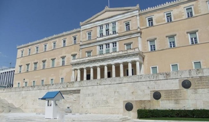 Το «τελεσίγραφο» της τρόικας προς την Ελλάδα