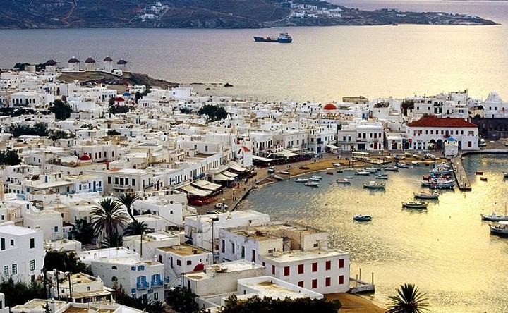 ΕΛΣΤΑΤ: Αύξηση 7,6% στις υπηρεσίες παροχής καταλύματος και εστίασης γ΄ τρίμηνου