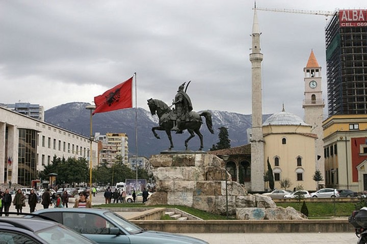 Business to Business στην Αλβανία