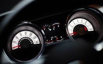 Πώς να διανύσετε 100 χιλιόμετρα με λιγότερα από πέντε ευρώ - Τα 667 ΙΧ που σας εξασφαλίζουν τη δυνατότητα (πινακας)