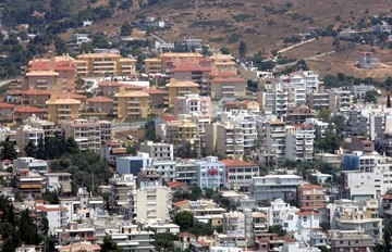 Αναστολή έξι μηνών στους πλειστηριασμούς ακινήτων
