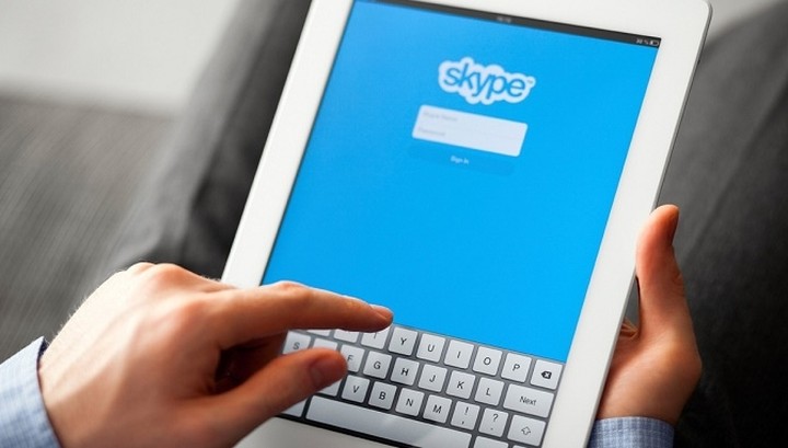 Mεταγλώττιση σε πραγματικό χρόνο μέσω Skype (Βίντεο)