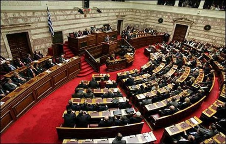 Δεν βγήκε ΠτΔ: Υπέρ του Στ. Δήμα 160 βουλευτές, 135 παρών