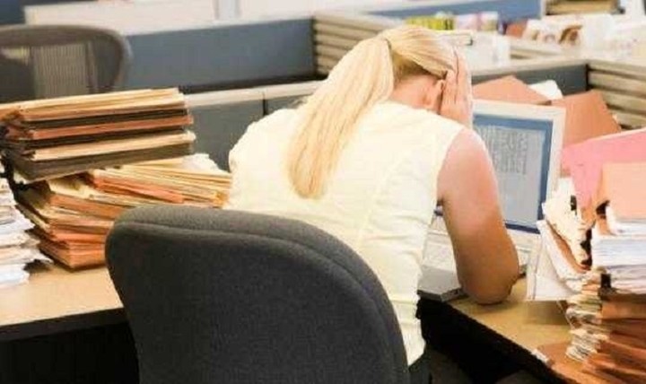 Παρατείνεται η απόλυση των διαθέσιμων μέχρι τον Ιούνιο του 2015