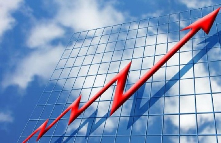 EEF: Ενδείξεις ισχυρής αλλά εύθραυστης ανάκαμψης στην Ελλάδα
