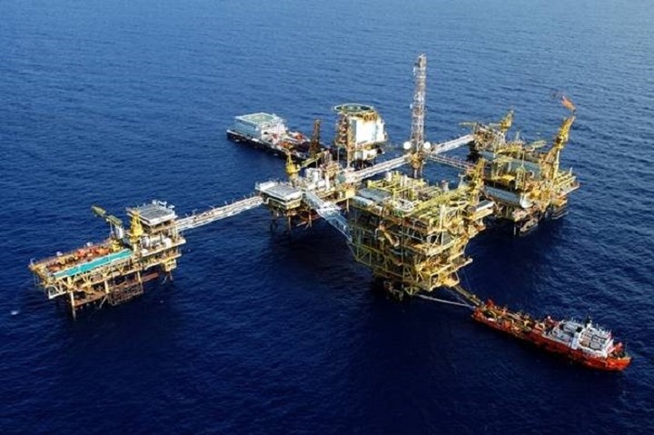 Στα χαμηλότερα επίπεδα πενταετίας το πετρέλαιο