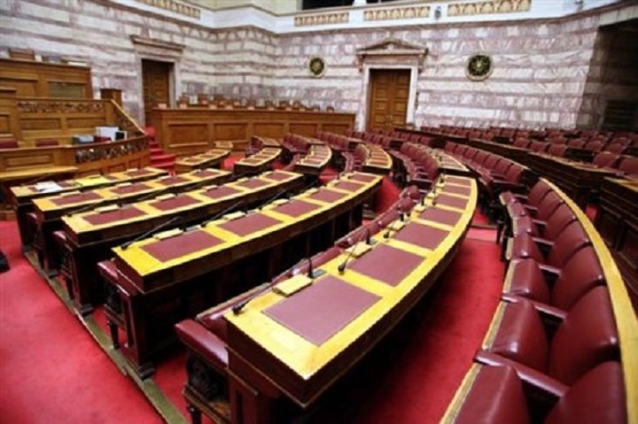 Η μάχη της κάλπης: Πώς βλέπουν τα στελέχη της κυβέρνησης και της αντιπολίτευσης τις πρόωρες εκλογές