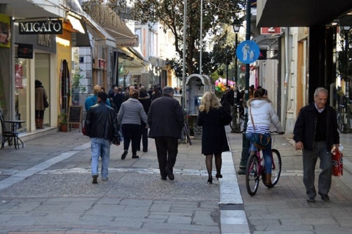 ΕΣΕΕ: Απώλεια 500 εκατ. ευρώ στην αγορά εν μέσω πολιτικών εξελίξεων