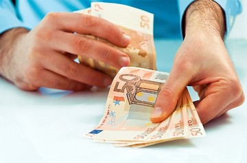 Ανοίγει λίστα για ρύθμιση δανείων νοικοκυριών και επιχειρήσεων 