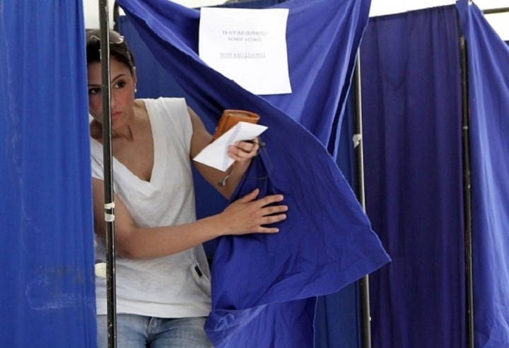 Τι ισχύει για τις άδειες και τις προσλήψεις στο Δημόσιο ενόψει των εκλογών 2015