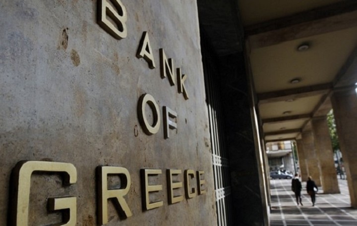 ΤτΕ: «Υπό απόλυτο έλεγχο» η κατάσταση των καταθέσεων
