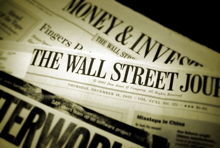 Wall Street Journal: «Χρειάζεται η Ελλάδα ελάφρυνση του χρέους;»