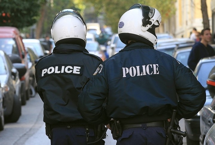 ΥΠΟΙΚ: Αποζημίωση 123 ευρώ στους ένστολους που θα δουλέψουν εκτάκτως στις εκλογές