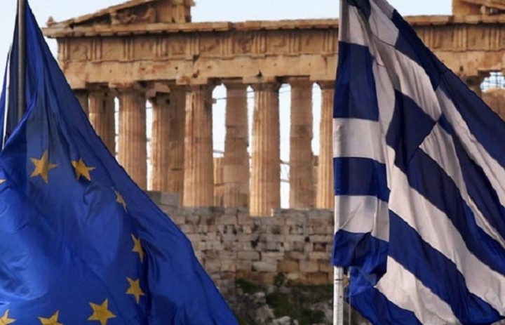 FT: Ελάφρυνση χρέους και μεταρρυθμίσεις συνιστούν για την Ελλάδα κορυφαίοι οικονομολόγοι