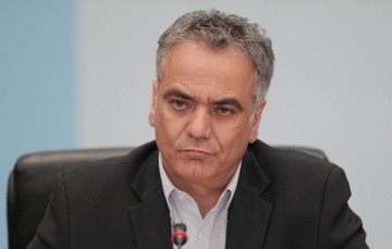 Σκουρλέτης: Θα επαναφέρουμε τον κατώτατο μισθό στα 751 ευρώ