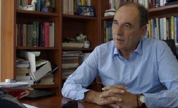 Σταθάκης: Αλλαγή τακτικής για ιδιωτικοποιήσεις και κόκκινα δάνεια