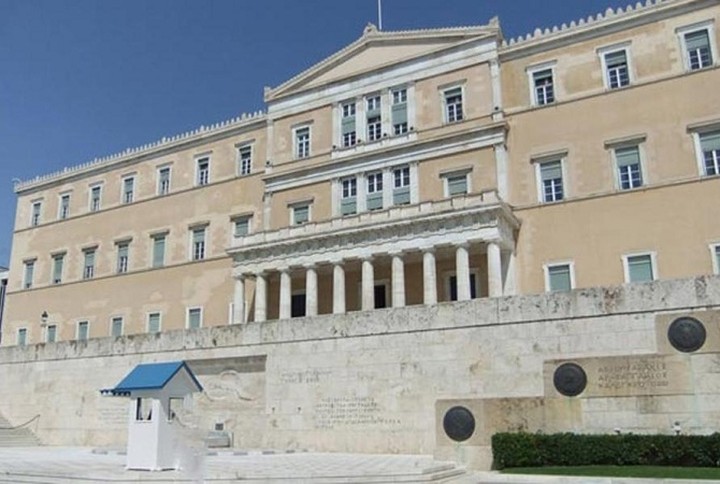 Γραφείο Προϋπολογισμού της βουλής: Επείγει η συμφωνία με τους δανειστές