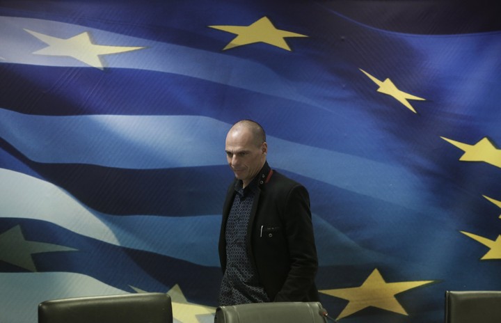 Εσπευσμένα στο Παρίσι ο Γιάνης Βαρουφάκης