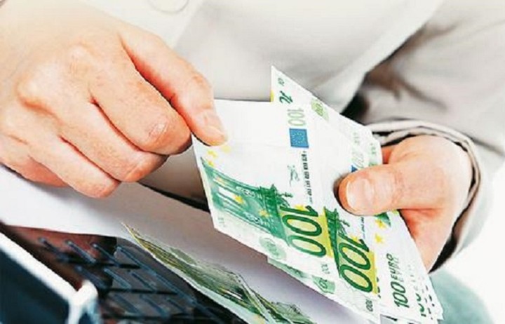 Quiz: Ποιος διοικητής ΔΕΚΟ λαμβάνει τα διπλά σχεδόν από ό,τι επιτρέπεται; 