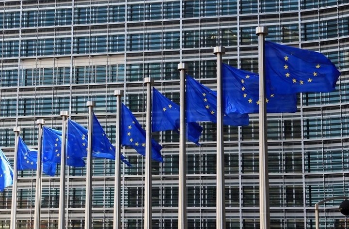 Κομισιόν: Απαραίτητη προϋπόθεση για συμφωνία η ομόφωνη γνώμη των 19 της Ευρωζώνης