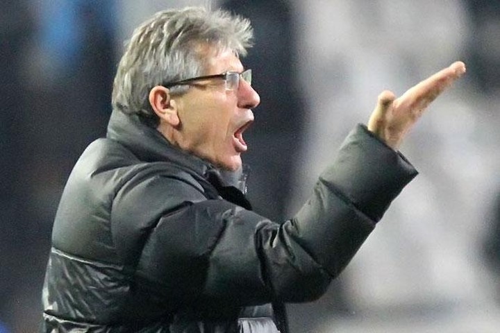 Η κριτική προς τον Αναστασιάδη