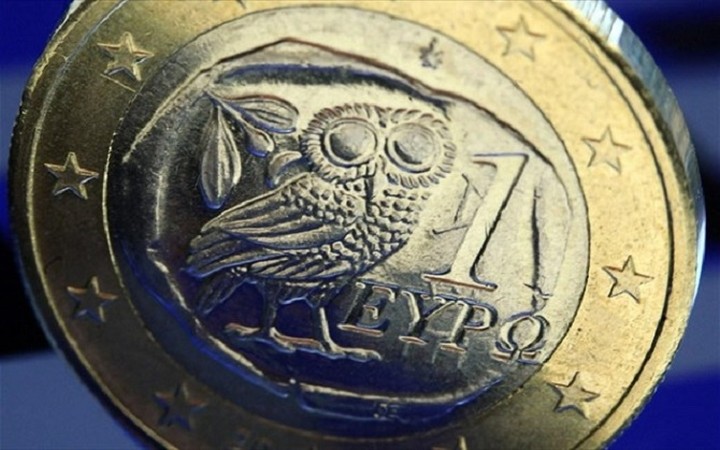 Την προσωρινή έξοδο της Ελλάδας από το ευρώ προτείνει ιστορικός της Οικονομίας