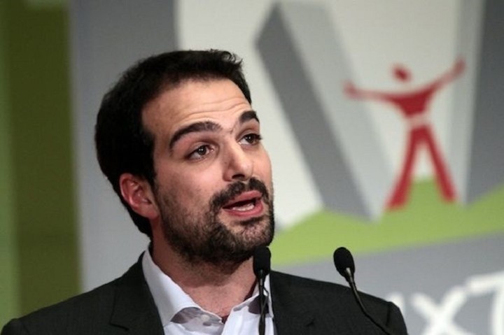 Ο Γαβριήλ Σακελλαρίδης απαντά στην ανακοίνωση της ΝΔ για το ελληνικό χρέος