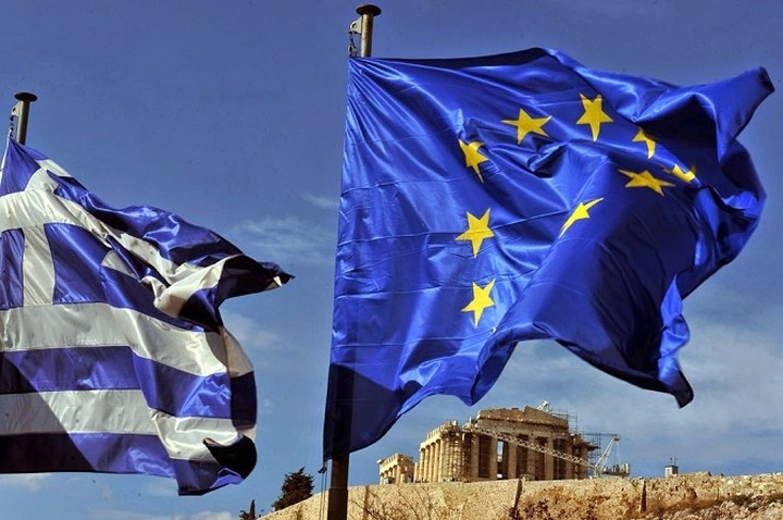 Υπέρ της Ελλάδας 300 διανοούμενοι από όλο τον κόσμο