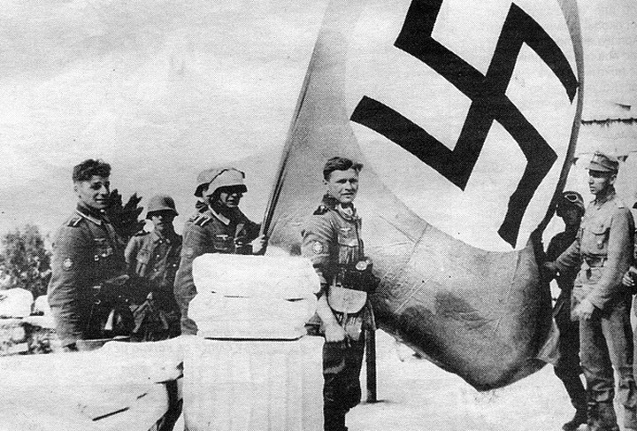 Γερμανική εφημερίδα: «Μήπως η Ελλάδα δικαιούται πράγματι αποζημιώσεις;»