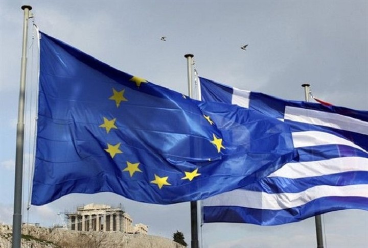 Με το βλέμμα στραμμένο στην Ελλάδα αρχίζει το σημερινό Eurogroup