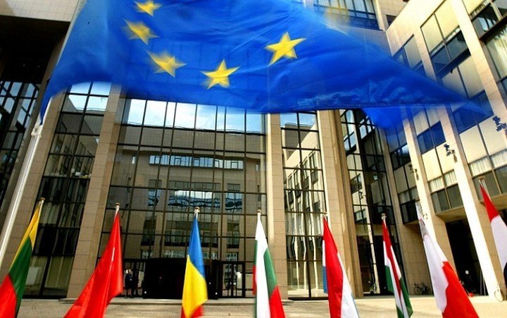Δίωρη καθυστέρηση στην έναρξη της Συνόδου Κορυφής