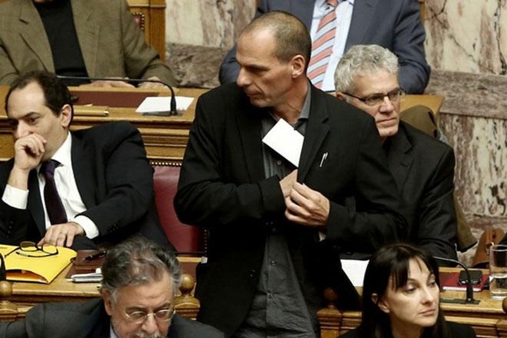 Ποιοι βλέπουν τον Βαρουφάκη ακόμη και αρχηγό κόμματος
