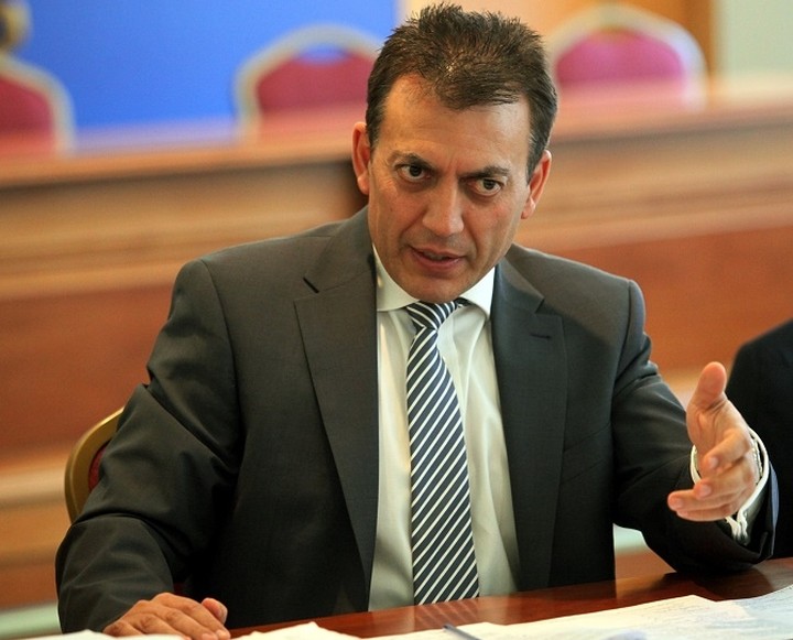 Βρούτσης: «Θα βρεθεί λύση χωρίς λιτότητα, μνημόνια και τρόικες»
