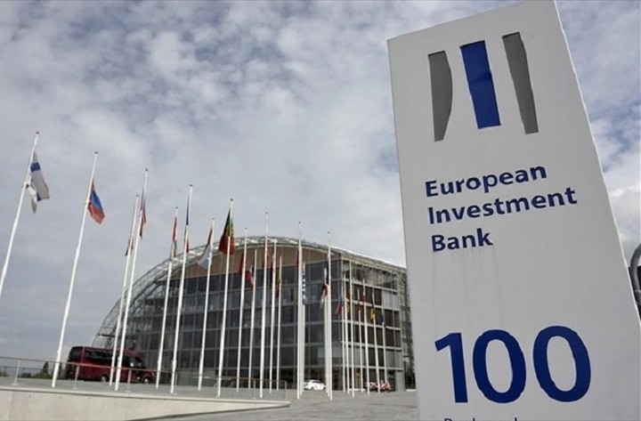 Χόγιερ: Η Ευρωπαϊκή Τράπεζα Επενδύσεων συνεχίζει να δραστηριοποιείται στην Ελλάδα
