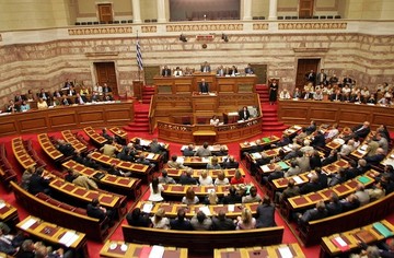 Σε ποια υπουργεία απευθύνουν τις περισσότερες ερωτήσεις τους οι βουλευτές