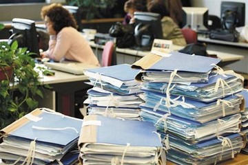 «Παγώνει» η κινητικότητα στο δημόσιο κατόπιν απόφασης του Κατρούγκαλου