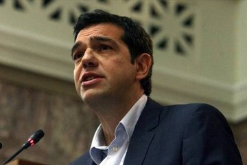 Αλ.Τσίπρας:"Το επόμενο διάστημα των 4 μηνών θα δίνουμε μάχη μέρα με τη μέρα"