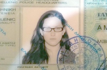 Έκτακτο: Στα χέρια των αρχών η 22χρονη συνεργός του Χριστόδουλου Ξηρού, Αγγελική