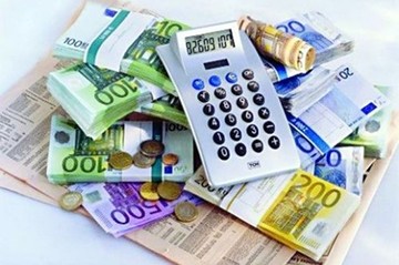 Αλλαγές στο ΦΠΑ: Ποια προϊόντα και υπηρεσίες θα γίνουν πιο φθηνά και ποια θα ακριβύνουν