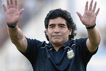 Παγκόσμιο ΣΟΚ: Ο Μαραντόνα έγινε γυναίκα!!!