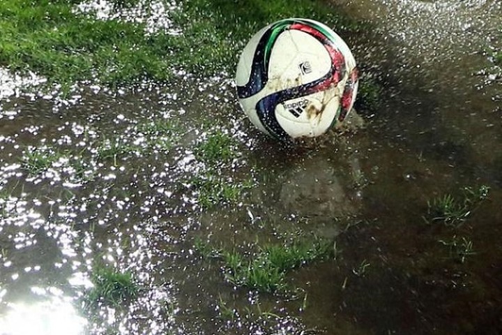 Λεφτά σε Πανθρακικό και διαιτητές για την αναβολή!