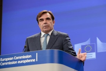 Μ.Σχοινάς:«Η Ευρωπαϊκή Επιτροπή θα έχει στενή συνεργασία με την Ελληνική κυβέρνηση»