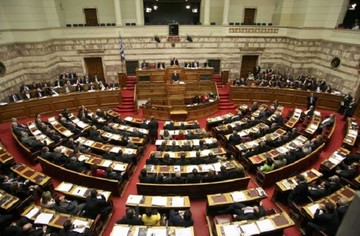 Βουλή: Ξεκίνησε η συζήτηση του κατεπείγοντος ν/σ για την επανεκκίνηση της οικονομίας