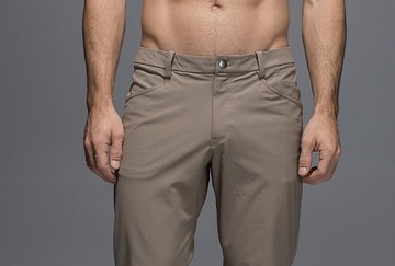 Το παντελόνι των 128€ που μετέτρεψε την εταιρία σε κολοσσό πωλήσεων(ΦΩΤΟ)